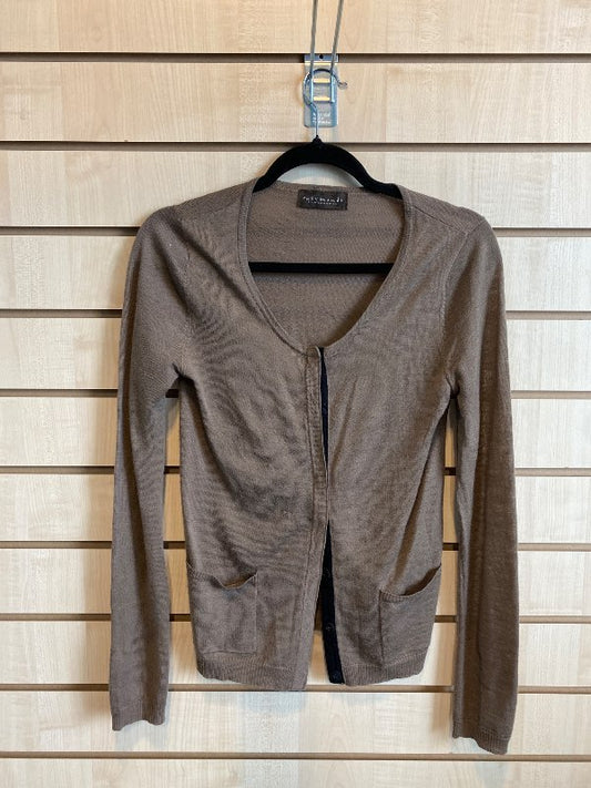 Rosemunde button up peysa