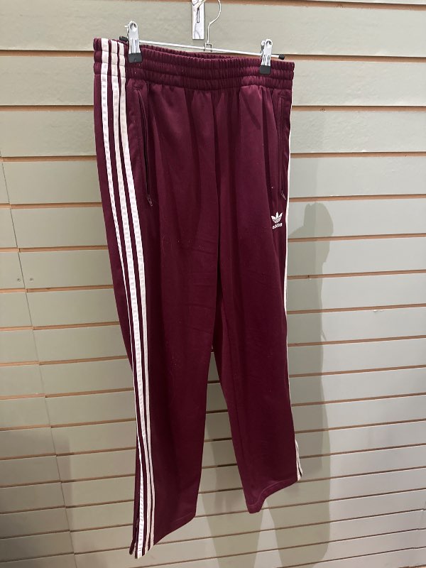 Adidas buxue