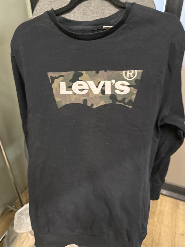 Levis Peysa