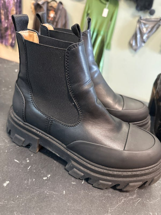 ganni boots