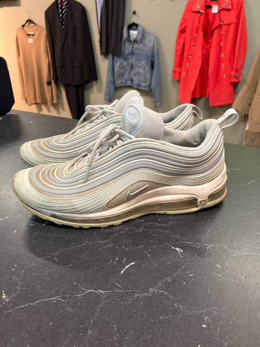 nike skór