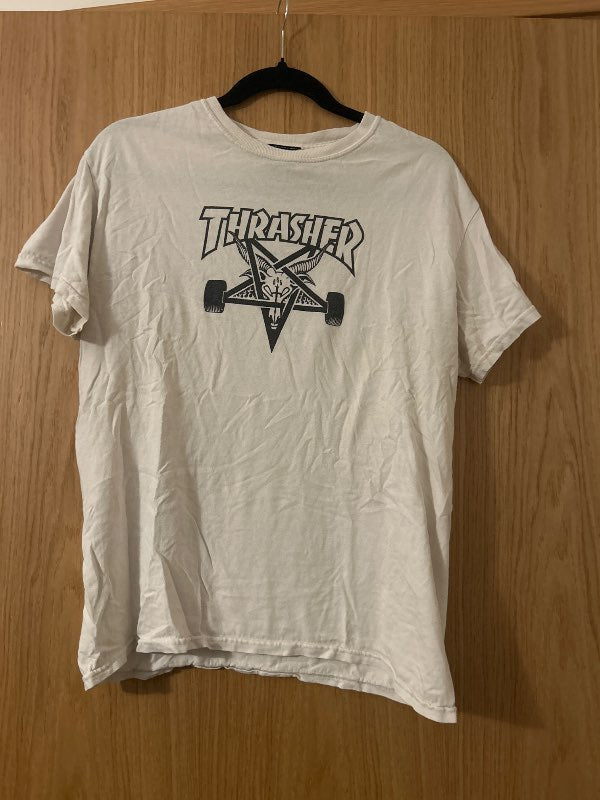 Thrasher bolur hvítur
