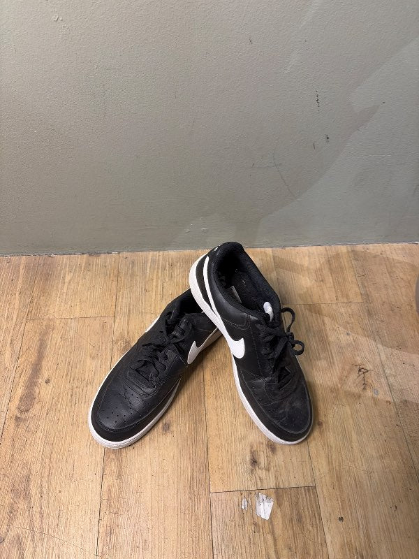 Nike strigaskór