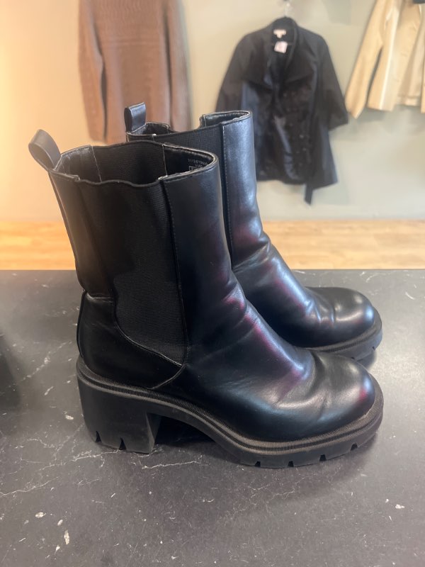 Zara Boots