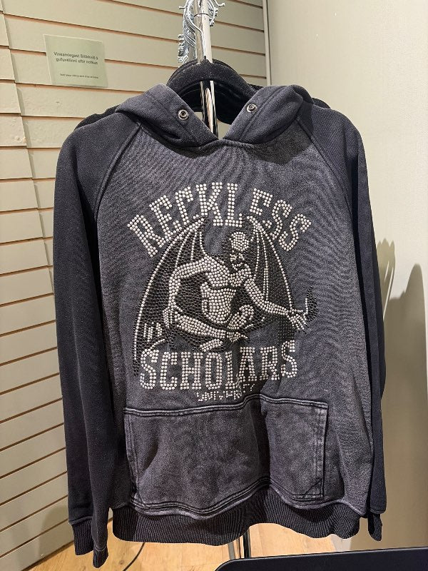 Reckless Scholars hettupeysa