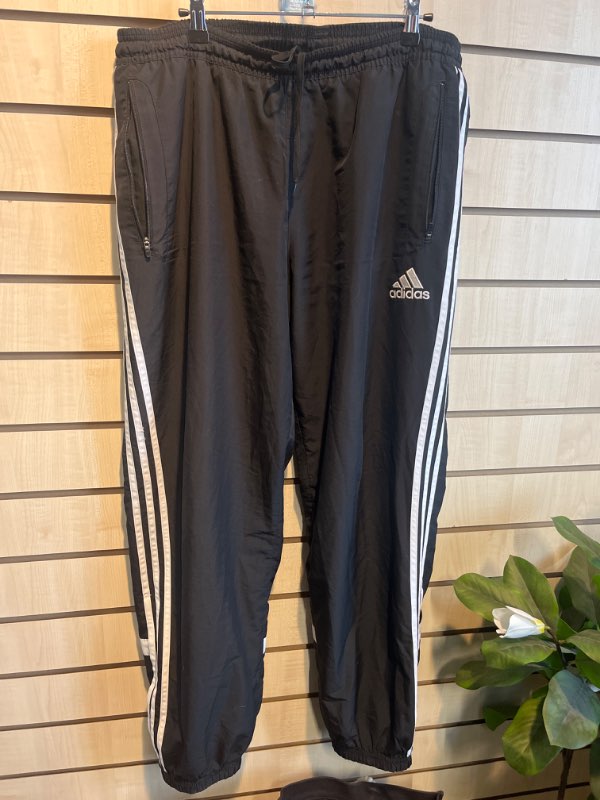 Adidas buxur
