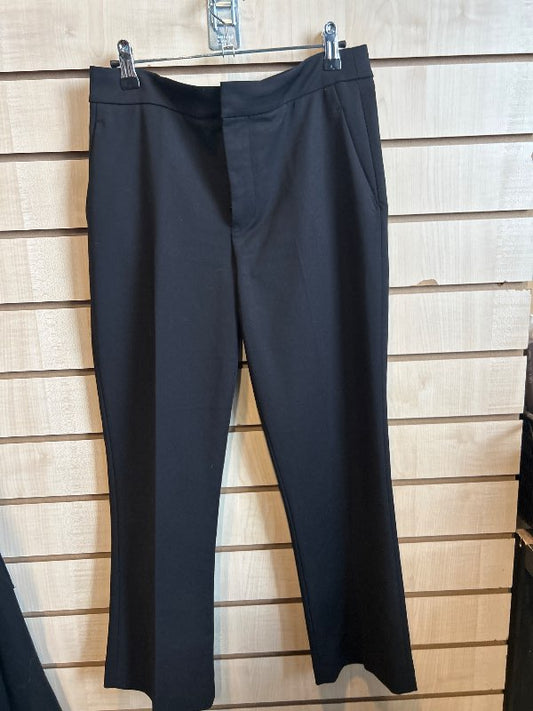 Zara buxur