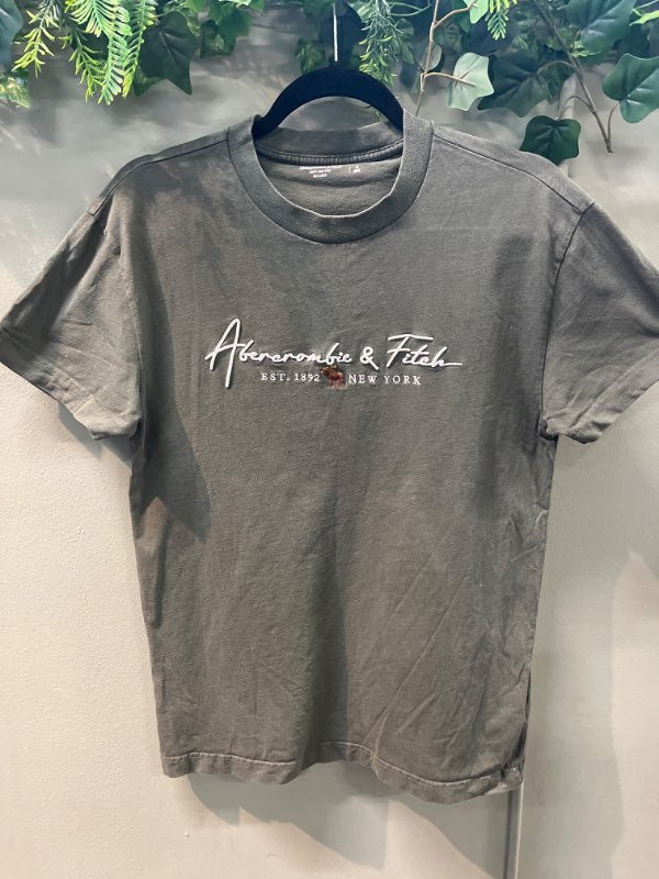 Abercrombie & Fitch bolur