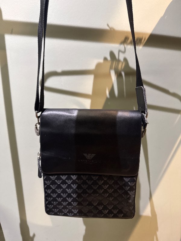 Replica Giorgio Armani Pouch