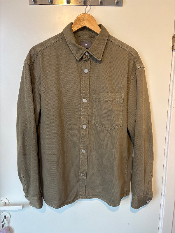 Grænn H&M jakki