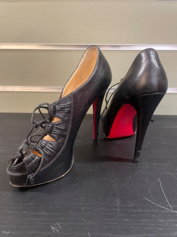 Louboutin hælar