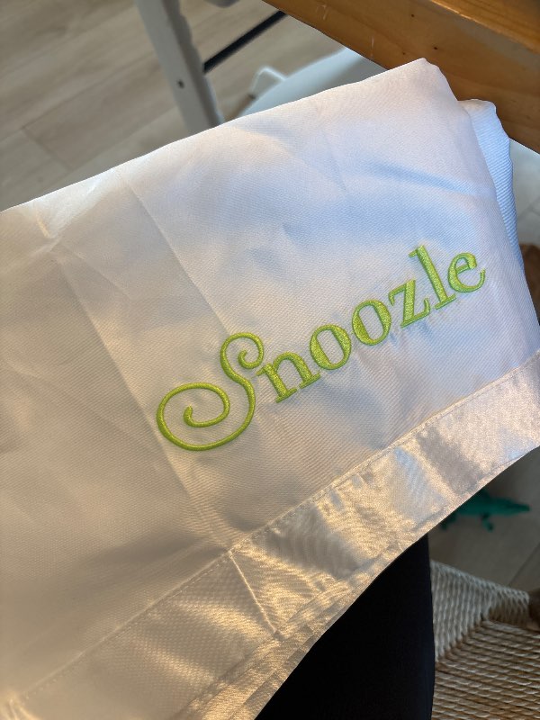 snoozle lak onotað