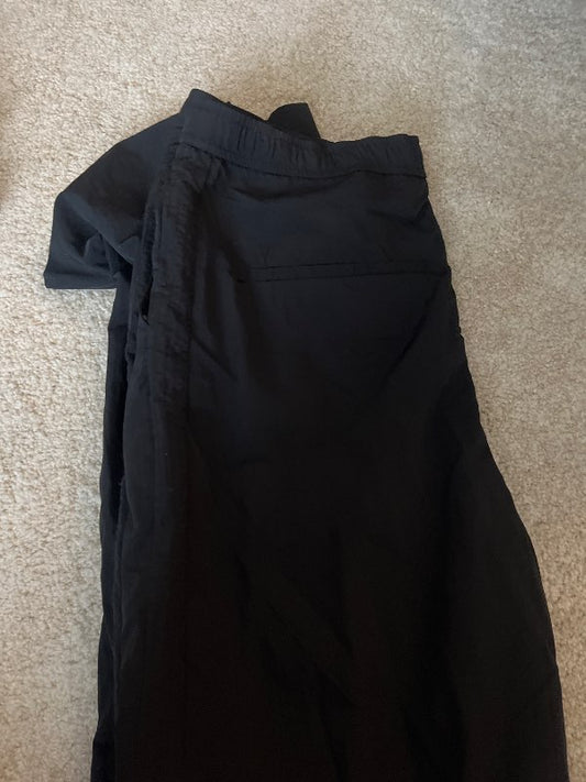 zara buxur