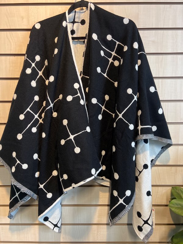 Nýtt revers poncho