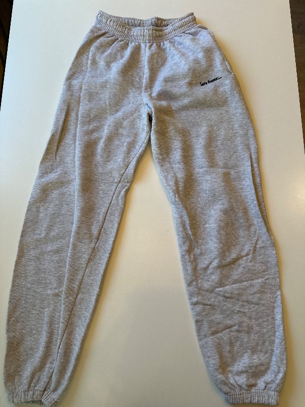 Joggingbuxur gráar