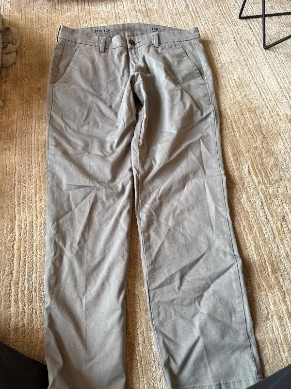 Cargo buxur gráar