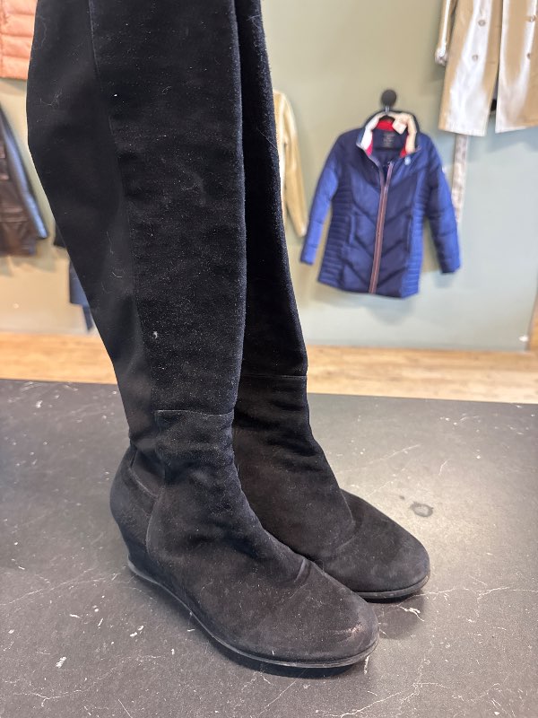 Stuart Weitzman Boots