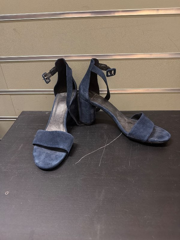 Vagabond sandalar