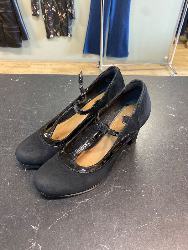 Clarks hælar