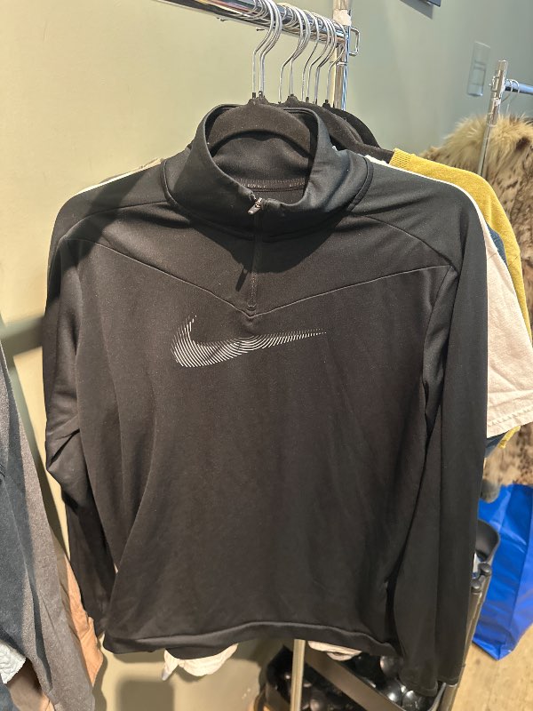 Peysa Nike