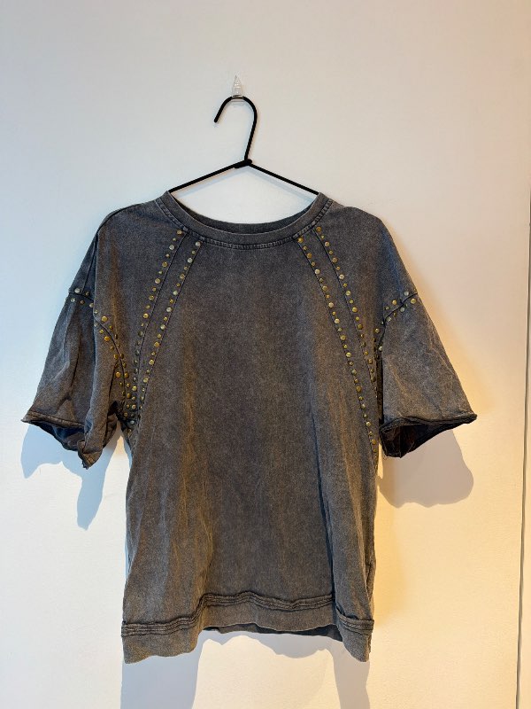 studded stuttermabolur