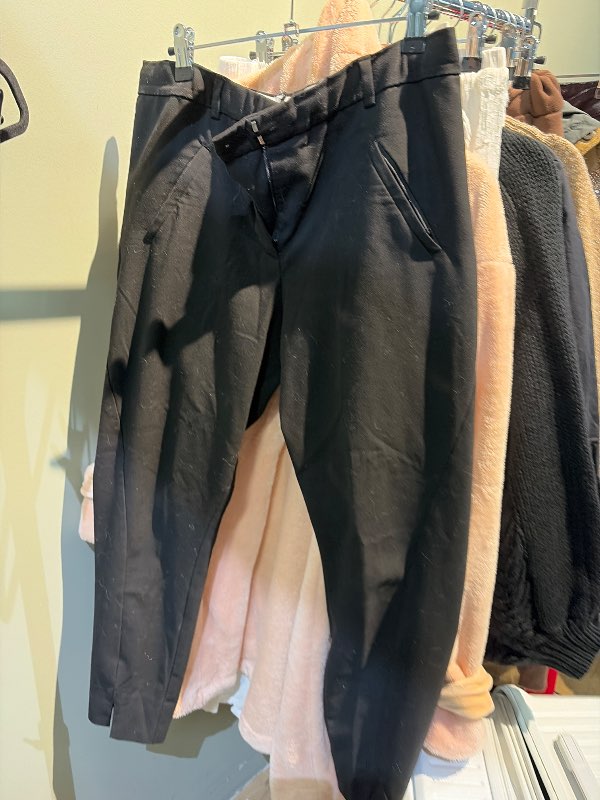 Dragt buxur
