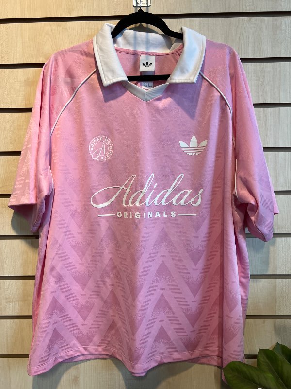 Adidas treyja