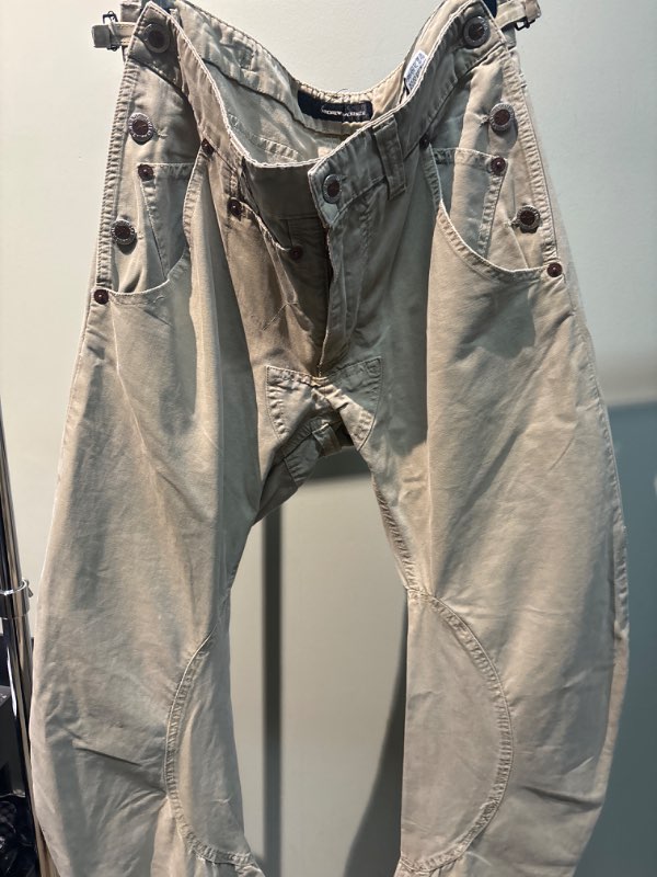 Ljósar cargo buxur