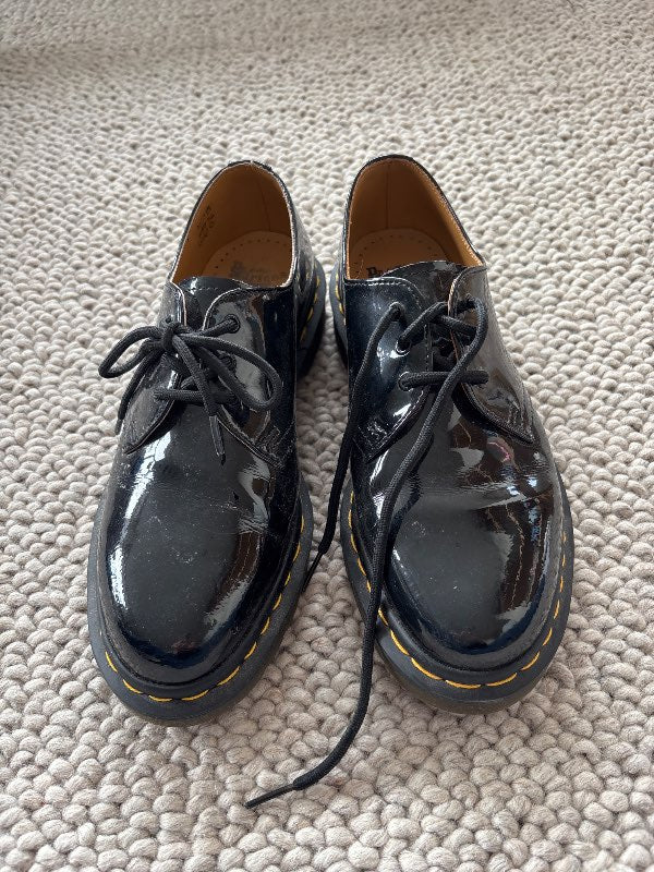 Dr. Martens svartir skór