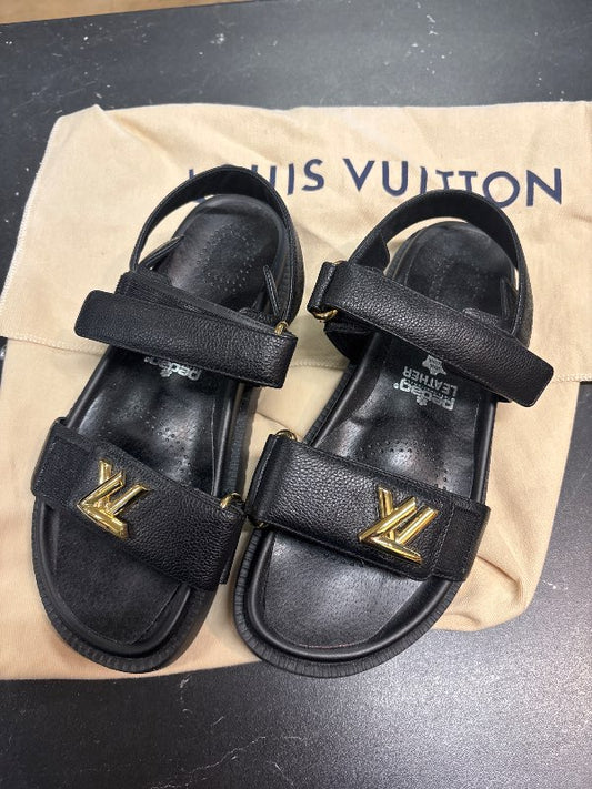 Louis vuitton sandalar