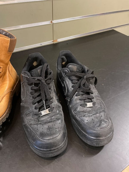 Svartir nike AF1