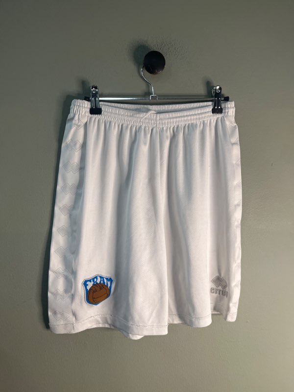 Fram stuttbuxur