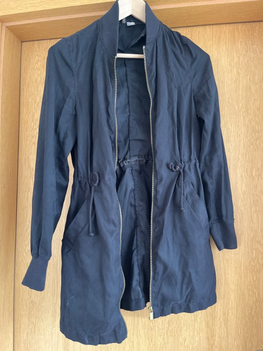 Svartur síður jakki úr h&m
