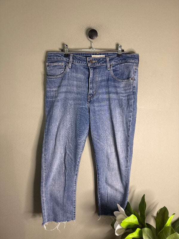Levi’s High Rise