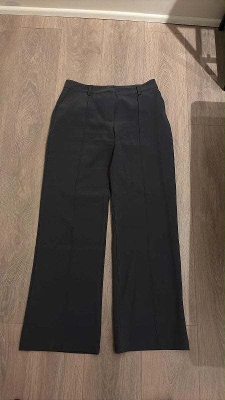 Venderbys buxur gráar